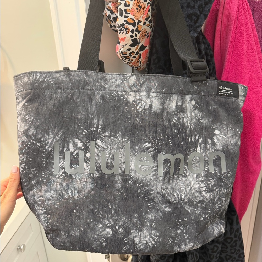 Lululemon Tote Bag